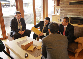 ab66af3356c1eacd6e31b698009012bf.jpg